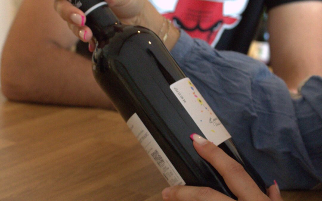 Étiquette de vin personnalisée pour mariage : sublimez votre réception