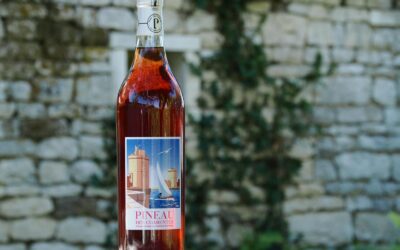 Qu’est-ce que le Pineau rosé ? Tout savoir sur le Pineau des Charentes